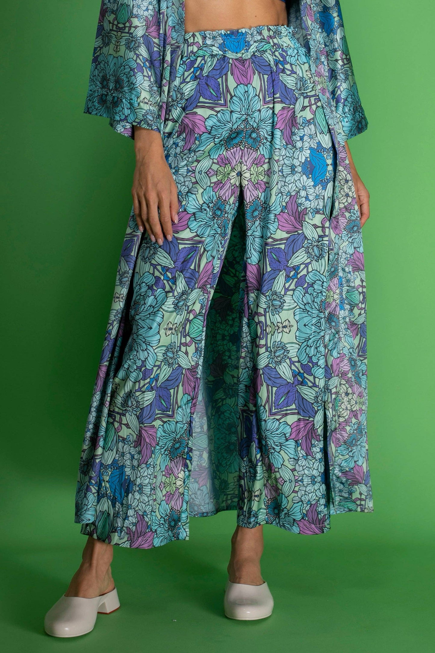 Blue Floral satin Wide-Leg Pants